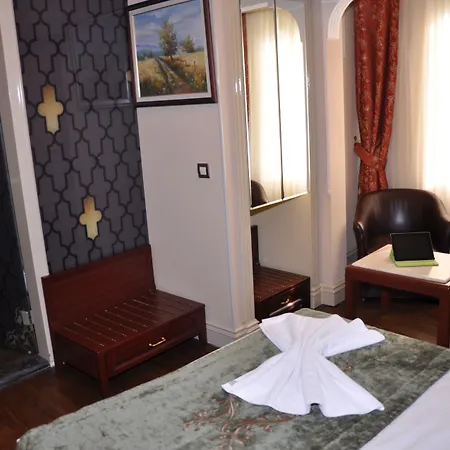 Taksim Star 3*