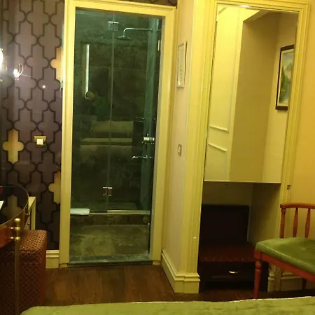 Taksim Star Hotel 3*