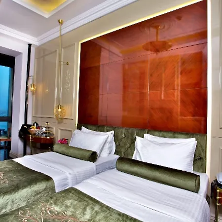 Hotel Taksim Star 3*