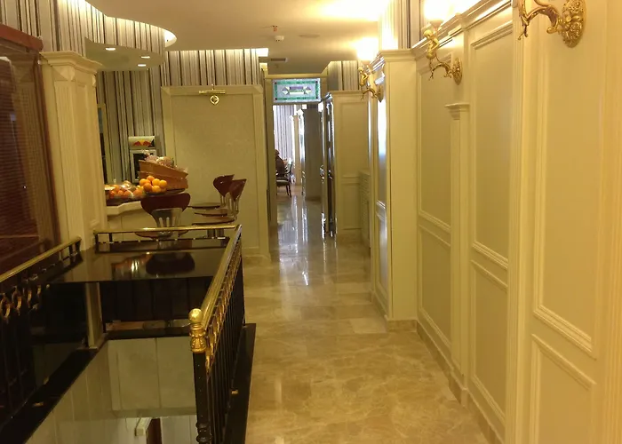 Отель Taksim Star 3*