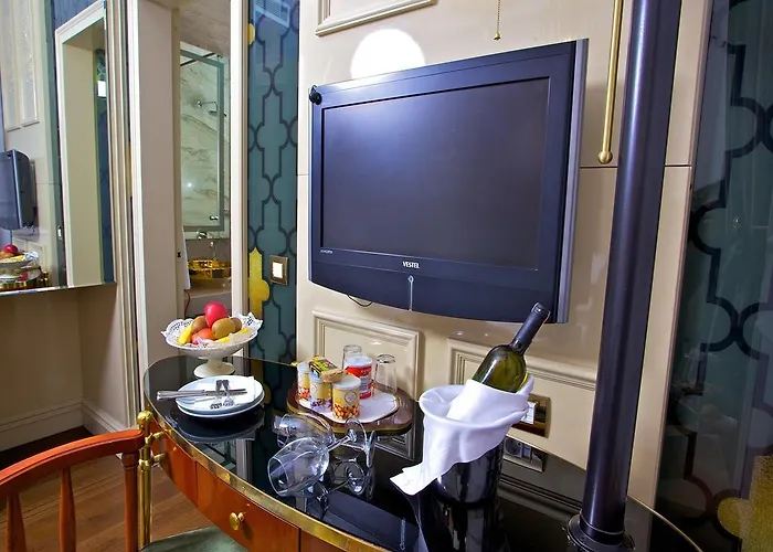 Отель Taksim Star 3*