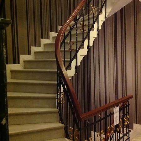 Taksim Star Otel 3*