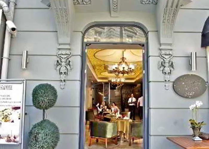 Taksim Star Hotel 3*